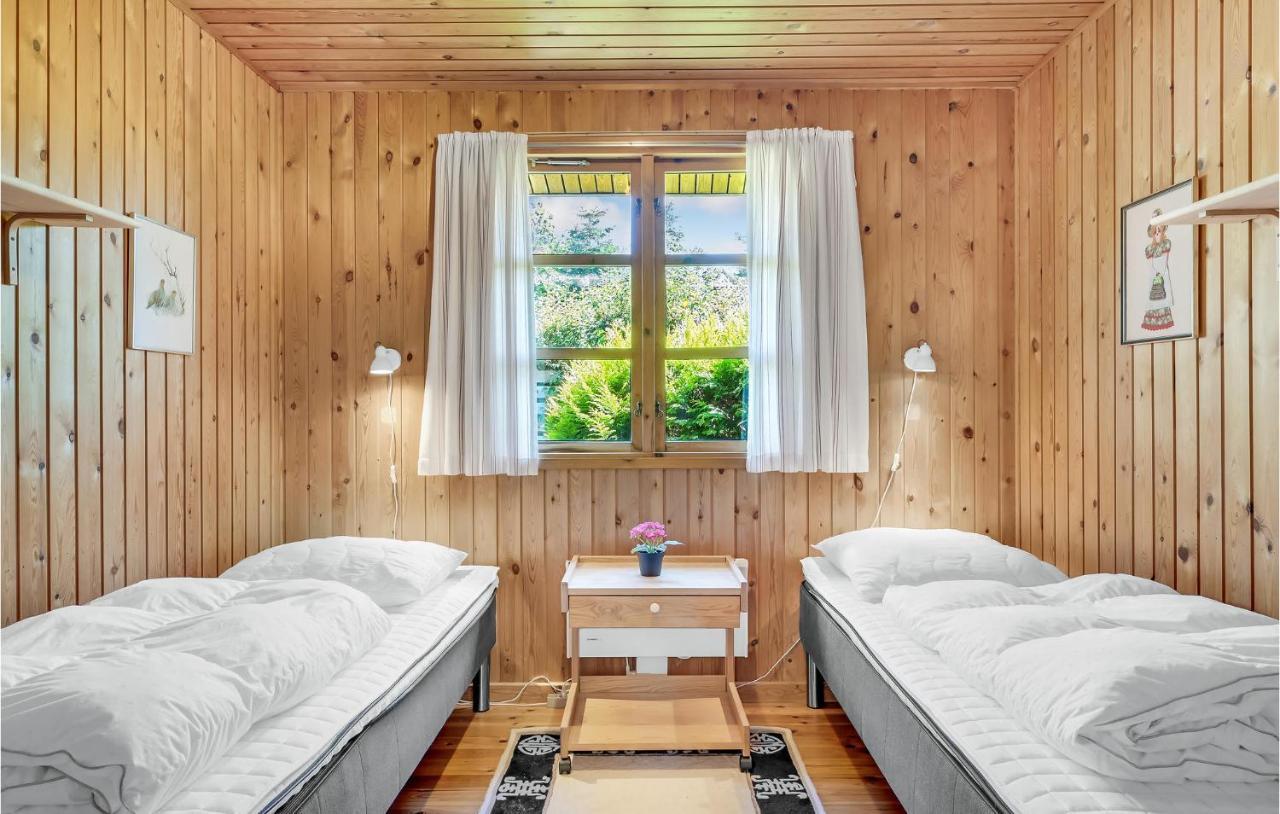 Amazing Home In Hornbk With 2 Bedrooms And Wifi Dronningmølle Exteriör bild